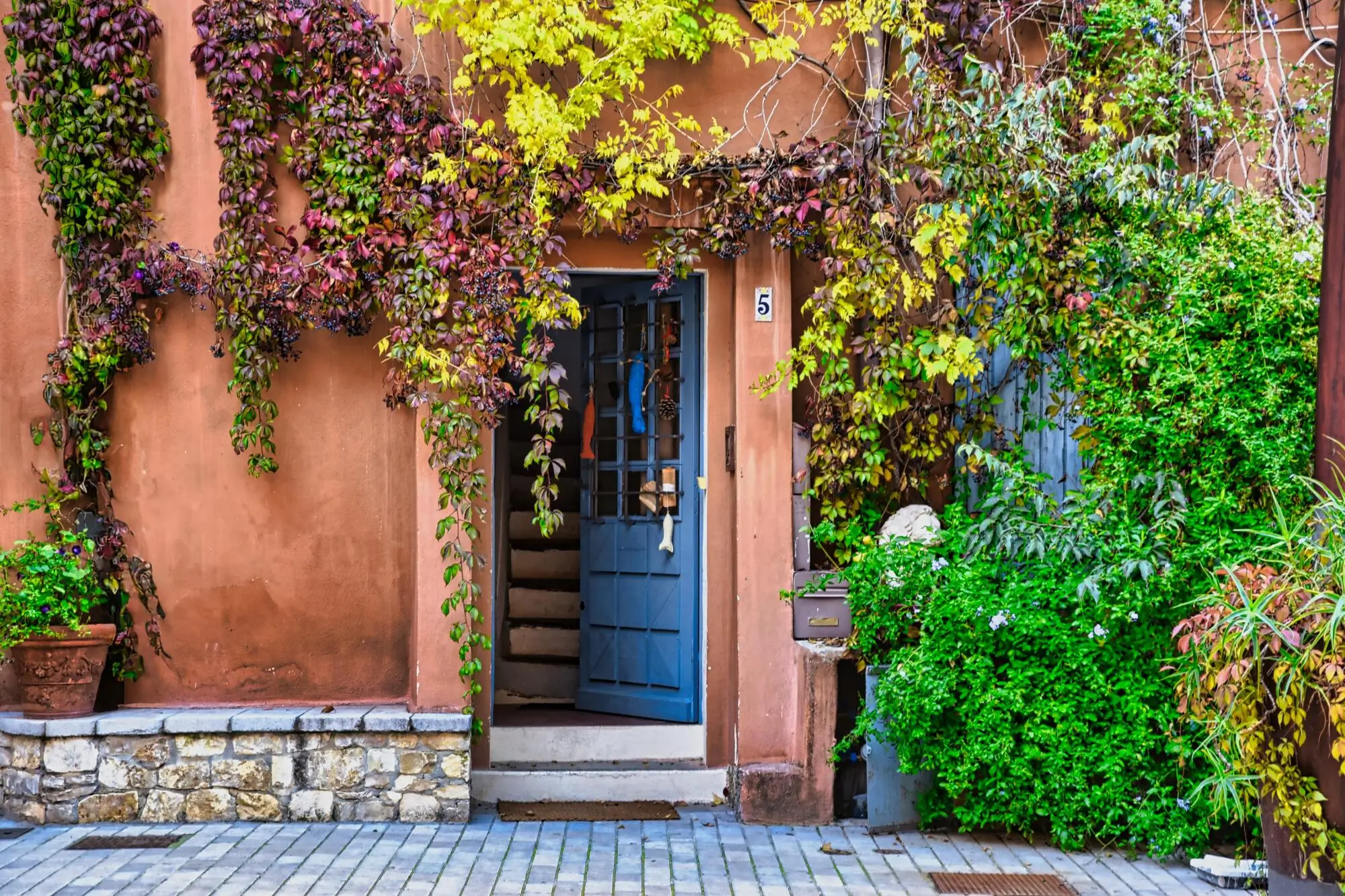 Things to Consider When Choosing a Leasing Agent in Atlanta, GA